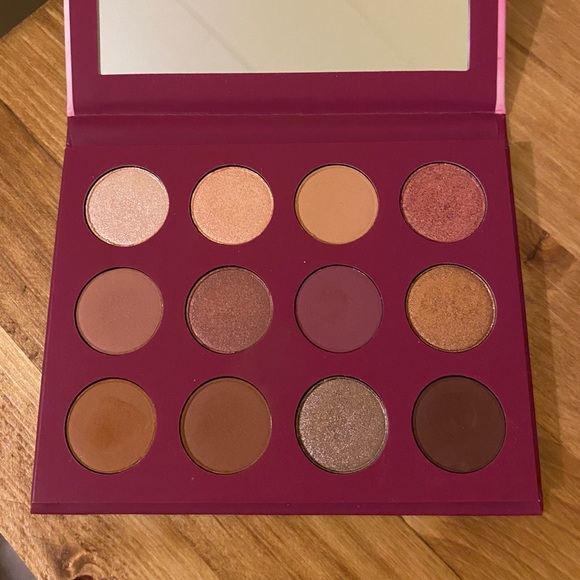 Makeup bundle - Picture 2 of 7